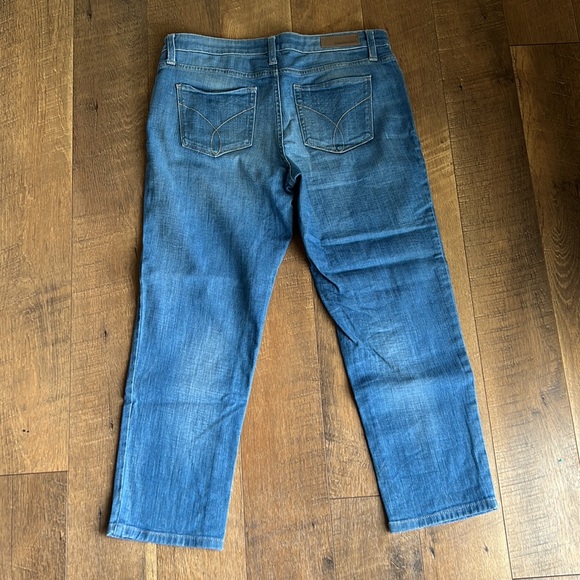 Calvin Klein Boyfriend Cropped Jeans - Picture 4 of 8